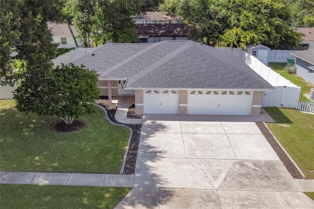 810 RIDGE AVENUE, Wildwood, FL 34785