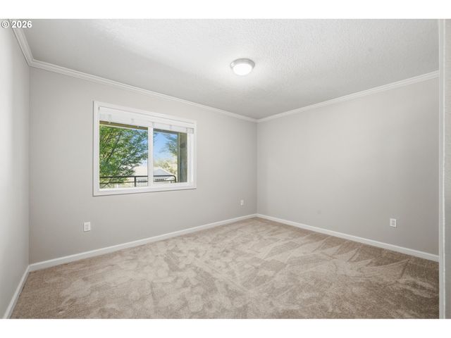 15058 Nw CENTRAL Dr 1008, Portland, OR 97229