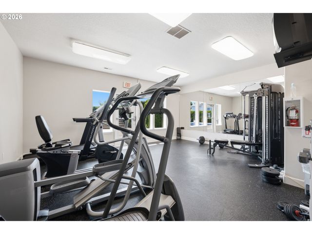 15058 Nw CENTRAL Dr 1008, Portland, OR 97229