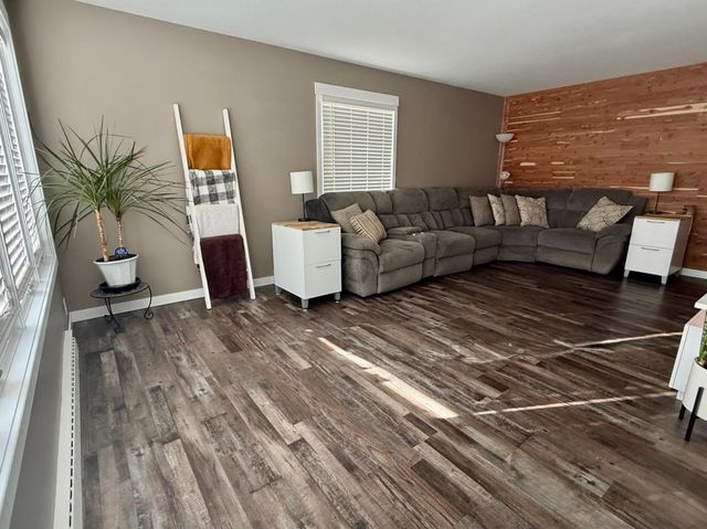 416 W Tyler Avenue, Eau Claire, WI 54701