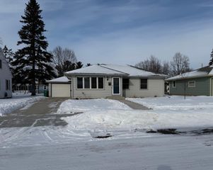 416 W Tyler Avenue, Eau Claire, WI 54701