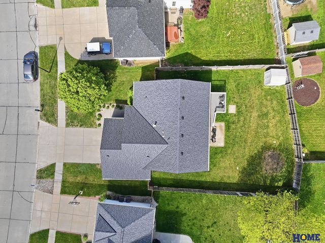 1048 Isaac Drive, Lincoln, NE 68521