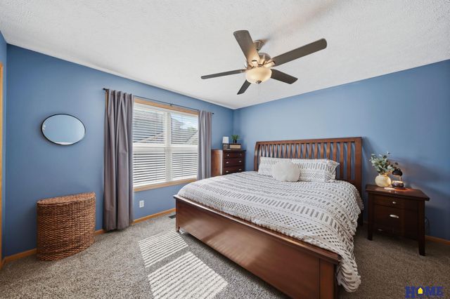 1048 Isaac Drive, Lincoln, NE 68521