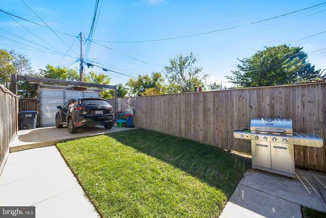 5233 5TH ST NW, Washington, DC 20011