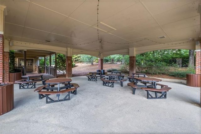 480 Fawn Glen Drive, Roswell, GA 30075
