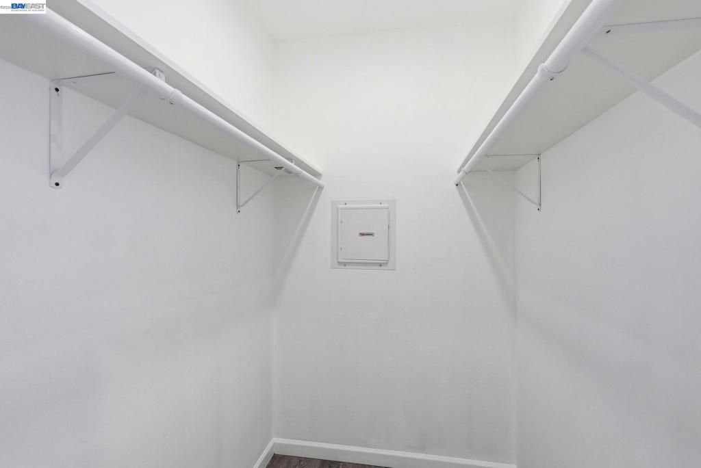 Image 20 of property listing at 444 Merritt Ave 202, Oakland, CA 94610