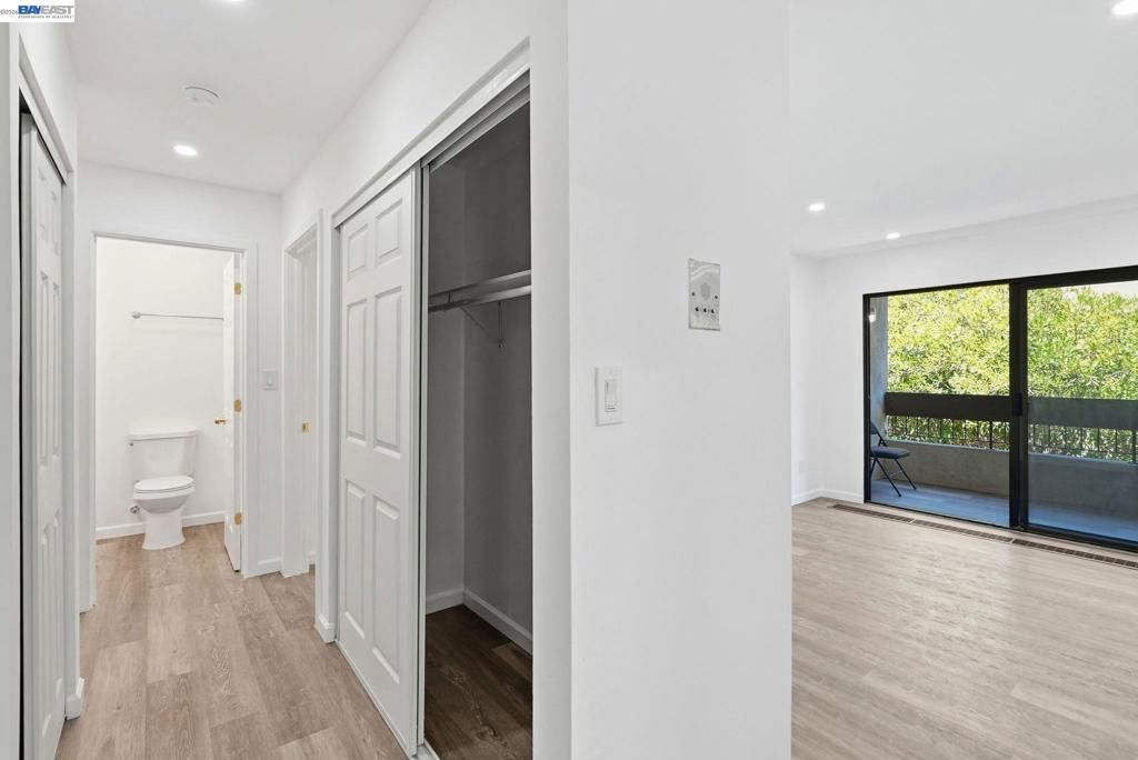 Image 22 of property listing at 444 Merritt Ave 202, Oakland, CA 94610