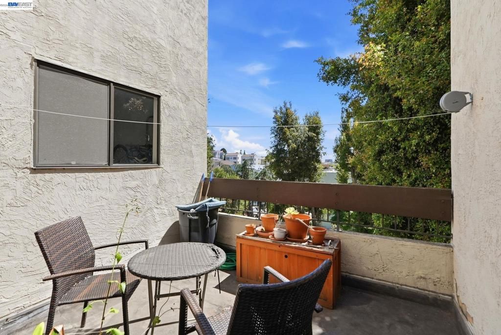 Image 27 of property listing at 444 Merritt Ave 202, Oakland, CA 94610