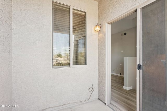 2402 E 5TH Street 1427, Tempe, AZ 85288