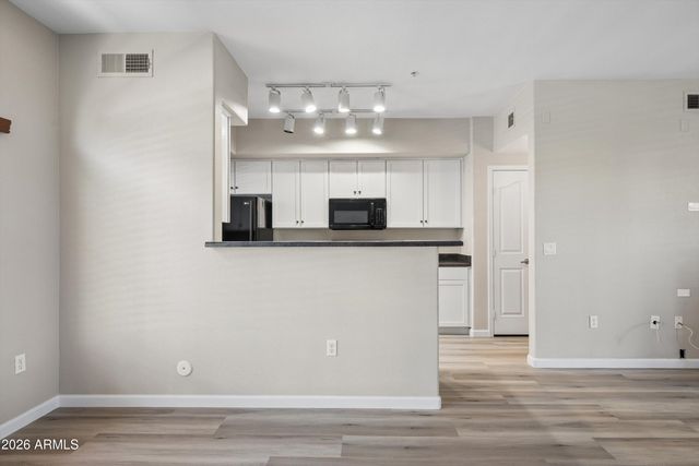 2402 E 5TH Street 1427, Tempe, AZ 85288