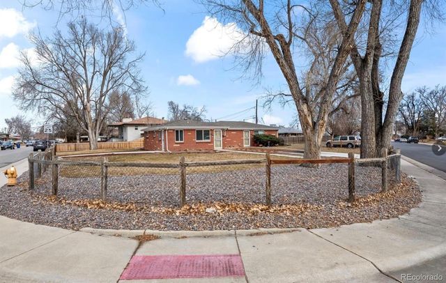 8795 W 46th Avenue, Wheat Ridge, CO 80003