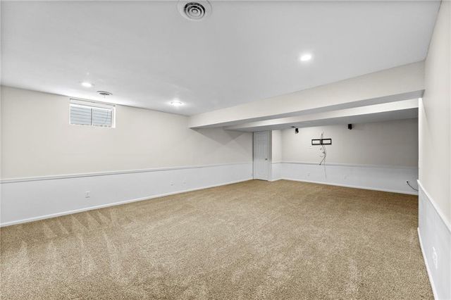 7611 Westgate Street, Lenexa, KS 66216