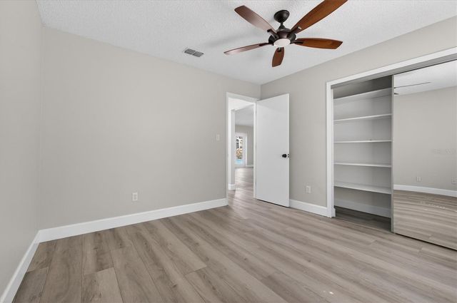 15905 INDIAN WELLS COURT, Clermont, FL 34711