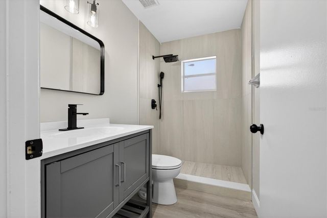 15905 INDIAN WELLS COURT, Clermont, FL 34711