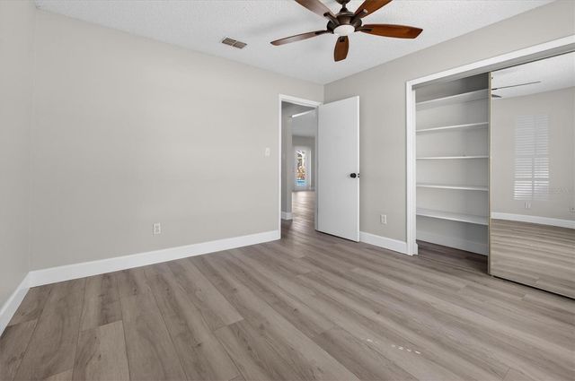 15905 INDIAN WELLS COURT, Clermont, FL 34711