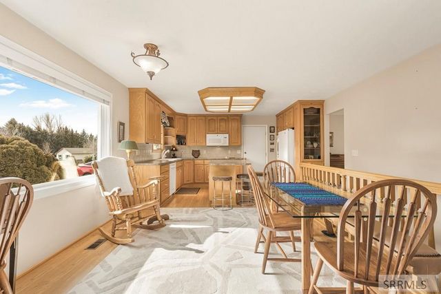 5050 W Canyon Creek Road, Idaho Falls, ID 83202