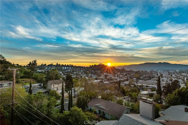 1241 Corona Drive, Glendale, CA 91205