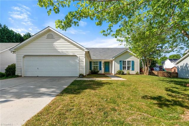 808 Eagle Point Drive, Kernersville, NC 27284