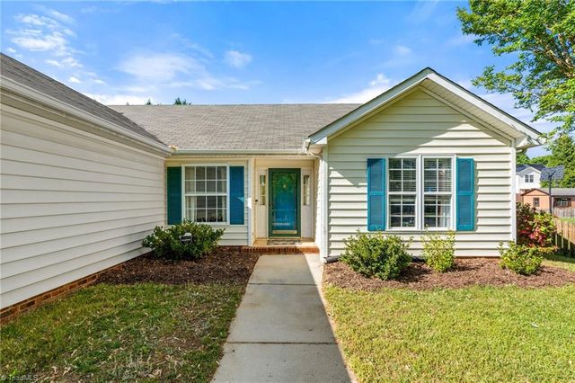 808 Eagle Point Drive, Kernersville, NC 27284