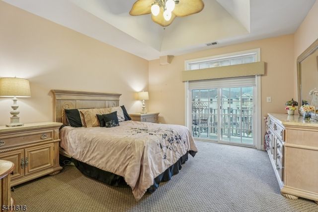 1010 Holly Ln, Cedar Grove Twp., NJ 07009