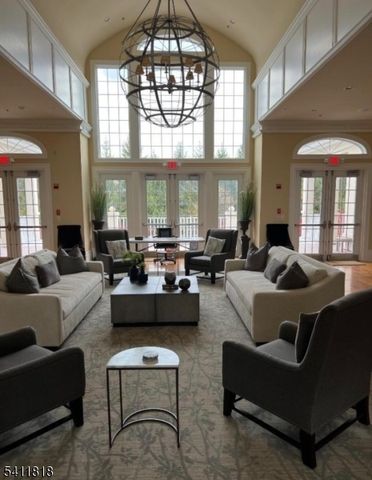 1010 Holly Ln, Cedar Grove Twp., NJ 07009