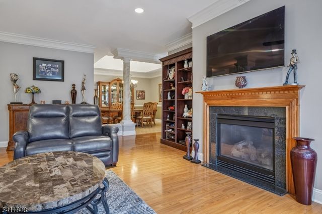 1010 Holly Ln, Cedar Grove Twp., NJ 07009