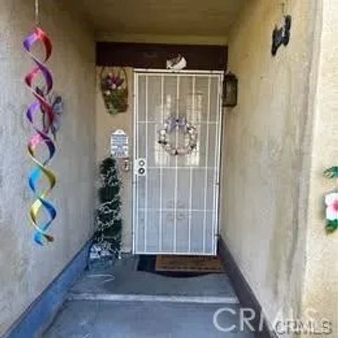 27806 Meadowcreek, Canyon Country, CA 91351