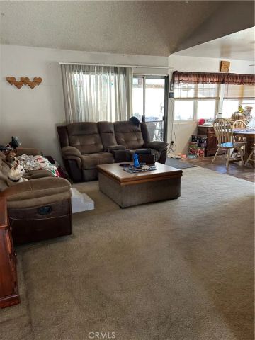 27806 Meadowcreek, Canyon Country, CA 91351