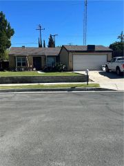 27806 Meadowcreek, Canyon Country, CA 91351