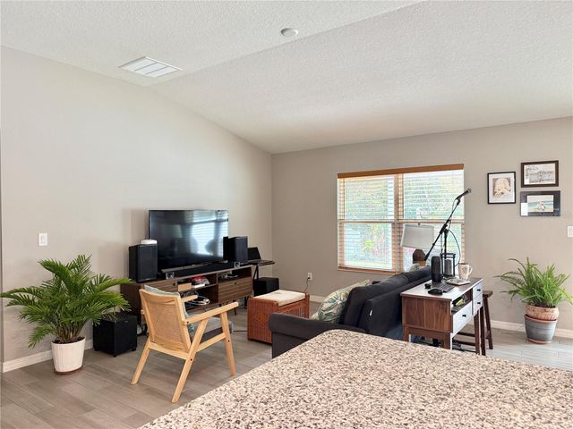 9231 FREEDOM HILL DRIVE, Seffner, FL 33584