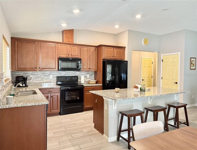 9231 FREEDOM HILL DRIVE, Seffner, FL 33584