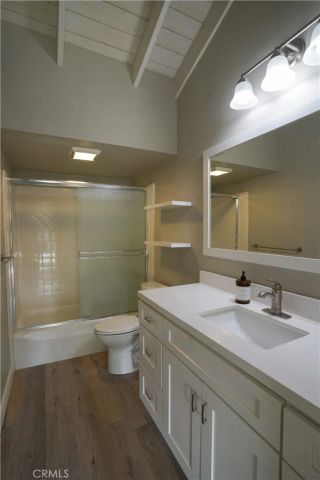 320 12th Street 12, Seal Beach, CA 90740