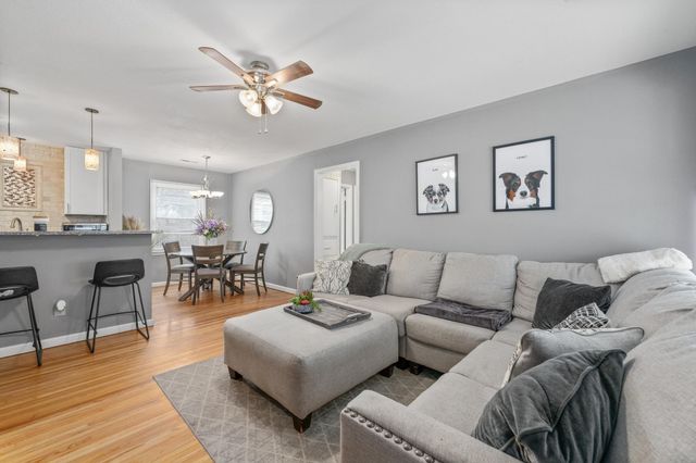 1914 S Bleckley Dr, Wichita, KS 67218