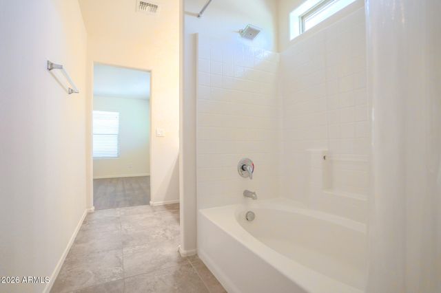 10225 W CAMELBACK Road 28, Phoenix, AZ 85037