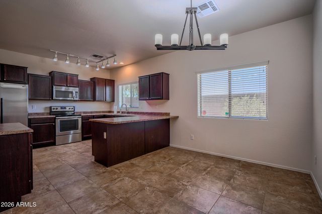 10225 W CAMELBACK Road 28, Phoenix, AZ 85037