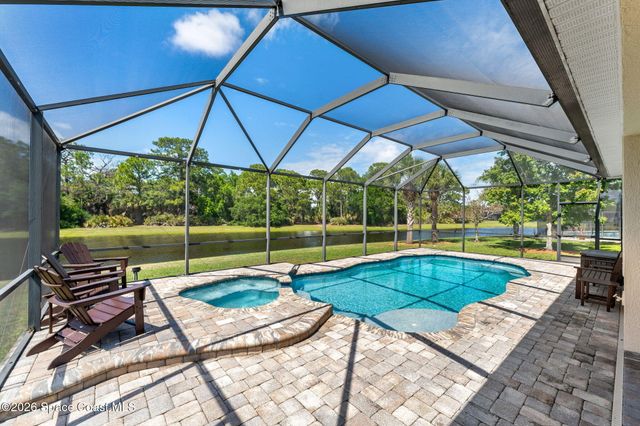 8533 Drayton Circle, Melbourne, FL 32940