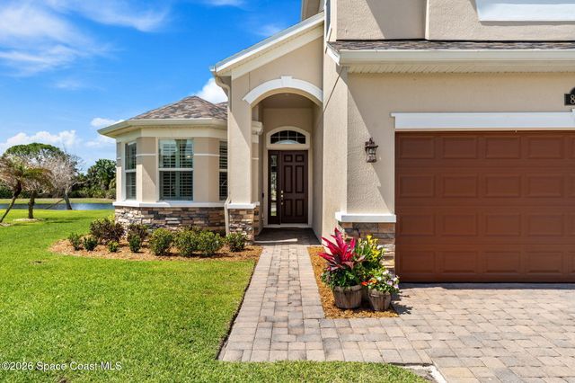 8533 Drayton Circle, Melbourne, FL 32940