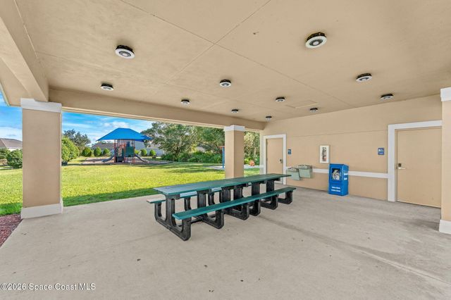 8533 Drayton Circle, Melbourne, FL 32940
