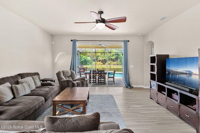 8533 Drayton Circle, Melbourne, FL 32940