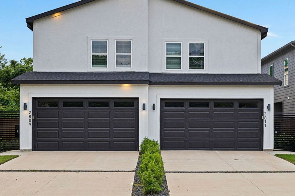 2811 Harston Street, Dallas, TX 75212