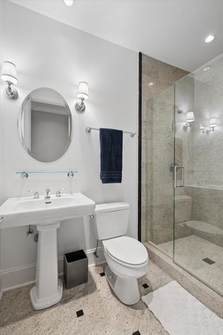 1418 N LaSalle Drive 3, Chicago, IL 60610