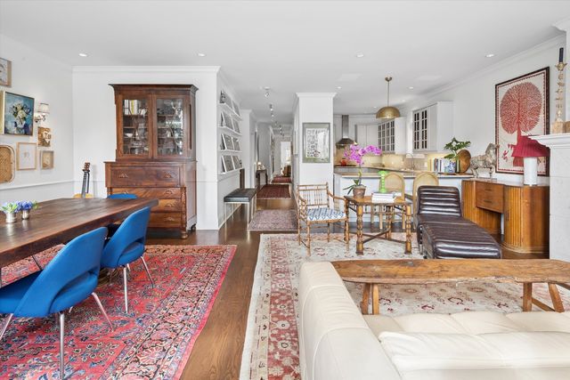 1418 N LaSalle Drive 3, Chicago, IL 60610