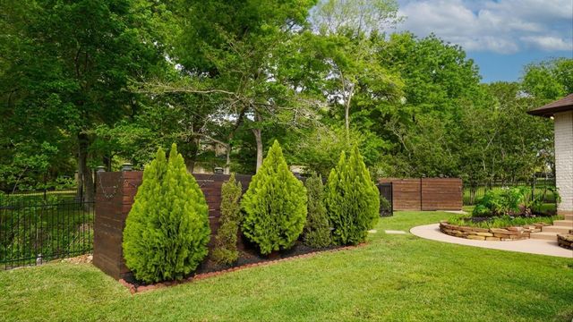 18703 Palm Beach Boulevard, Conroe, TX 77356