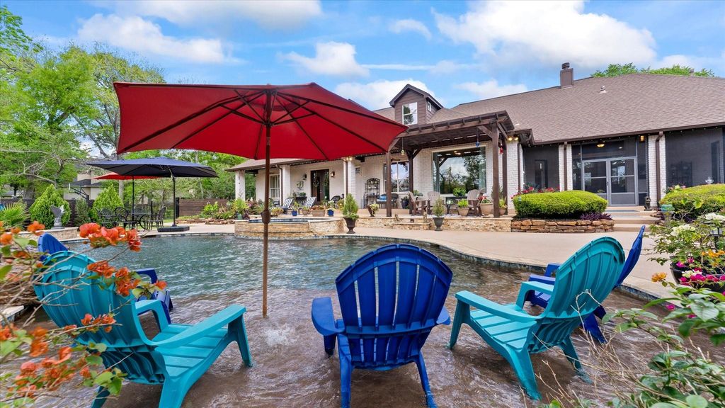 18703 Palm Beach Boulevard, Conroe, TX 77356