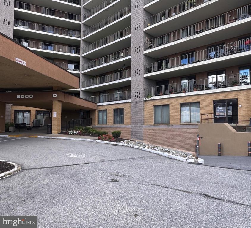 2000 W VALLEY FORGE CIR #125, KING OF PRUSSIA, PA 19406 — photo 2