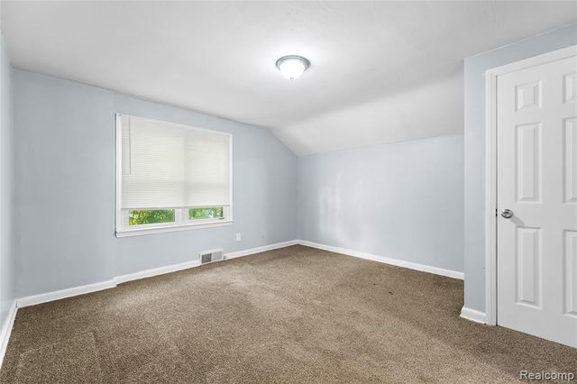 19214 Sunset Street, Detroit, MI 48234