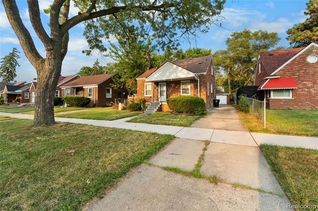19214 Sunset Street, Detroit, MI 48234