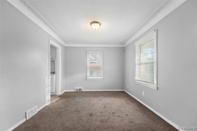 19214 Sunset Street, Detroit, MI 48234