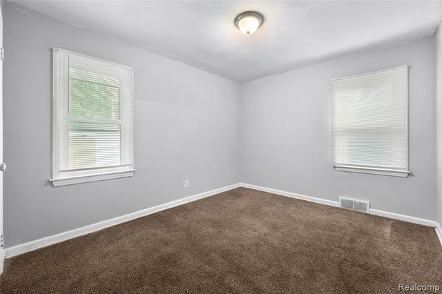 19214 Sunset Street, Detroit, MI 48234