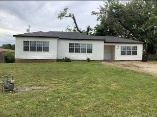 221 SE Wilshire Avenue, Bartlesville, OK 74006